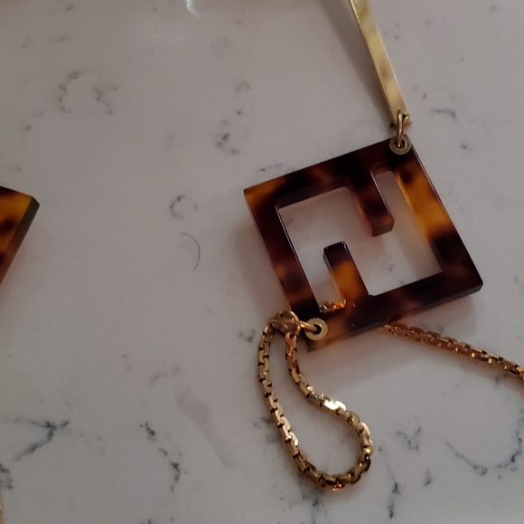 Authentic Fendi Logo Eyeglass Chain - Picture 5 of 11